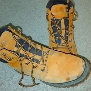 Helly Hansen men's boots waterproof 10.5